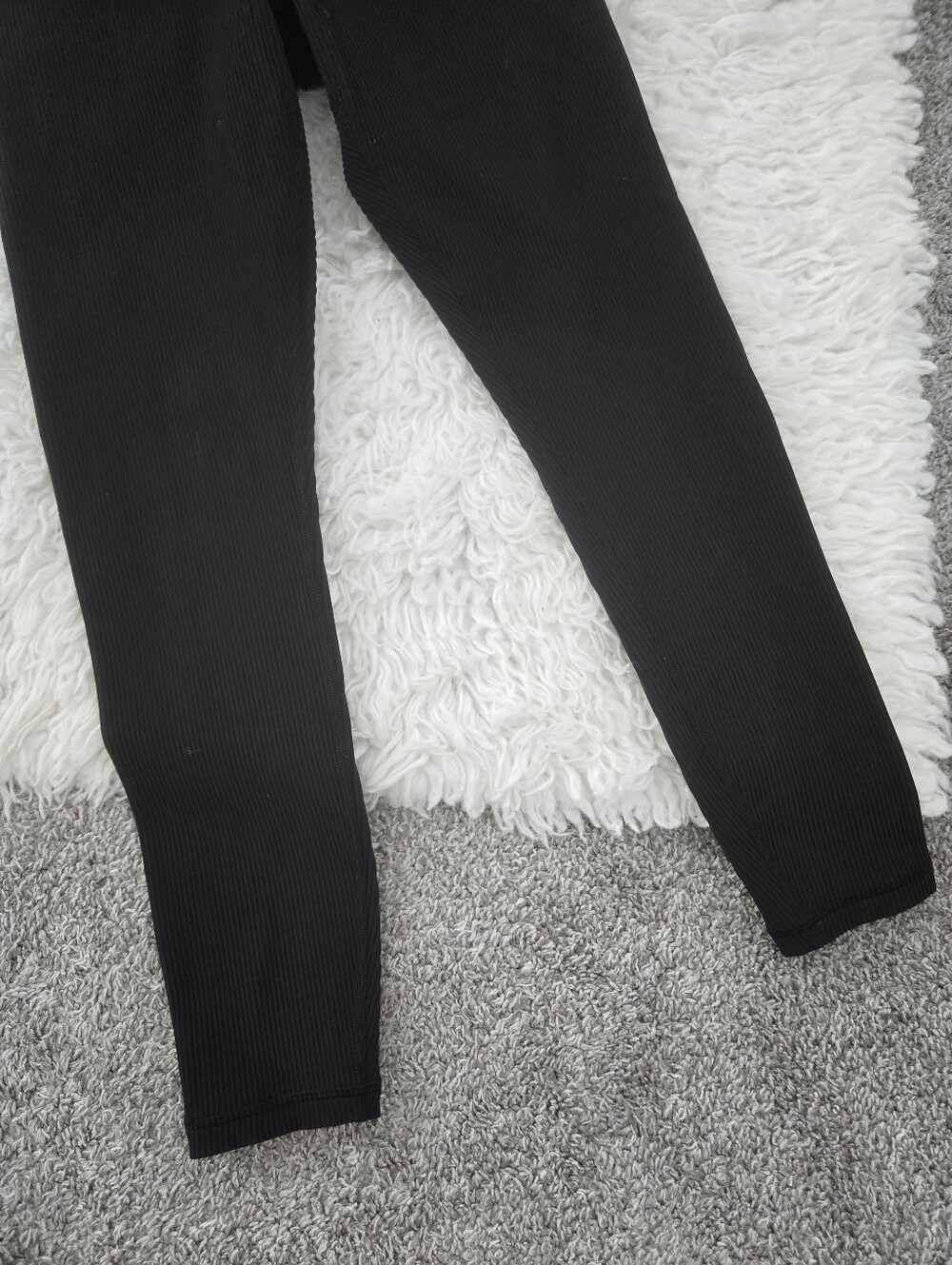 Athleta Elation Rib tight. Black. Size Medium. - Picture 3 of 9
